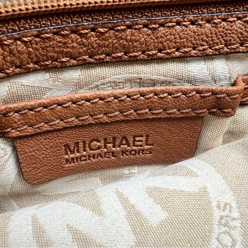 Michael Kors Brown Leather Chain-Handle Wristlet Clutch - Picture 7 of 11